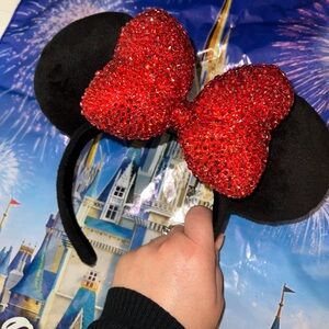 Red Minnie ears